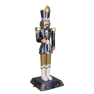 NUTCRACKER HOLDING A WREATH (BLUE)