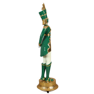ELONGATED NUTCRACKER