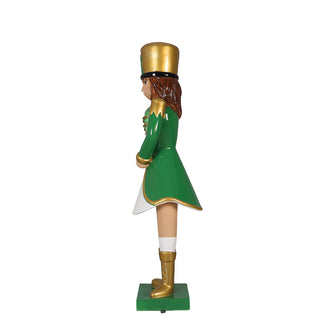 CALLY NUTCRACKER