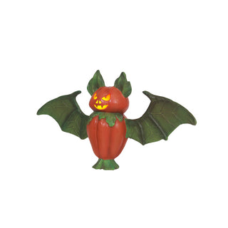 Pumpkin Bat, Standing